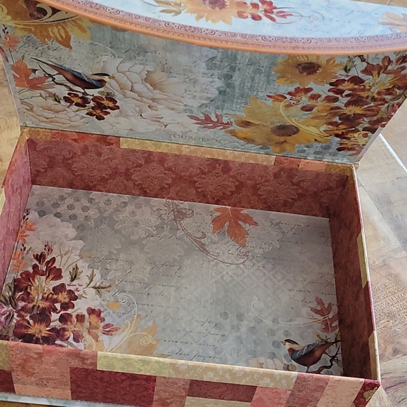 Sunflower storage box - Picture 4 of 9